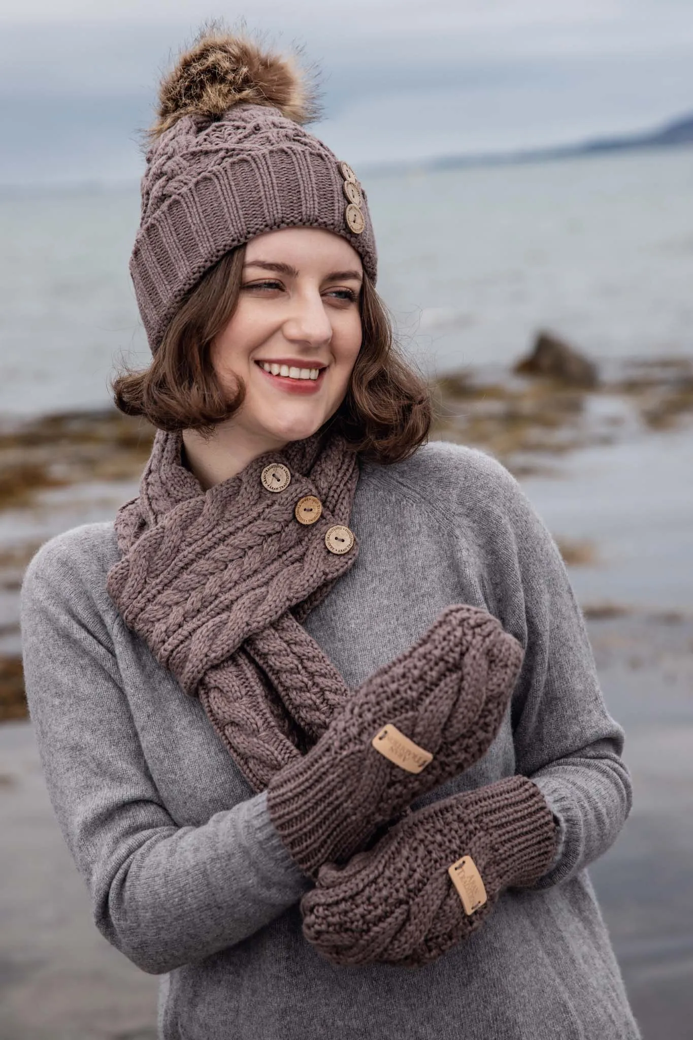 Aran Cable Knit Mittens