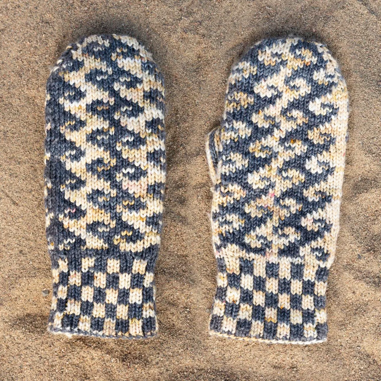 Reversible Fairisle Mittens | Free Double Knitting Pattern